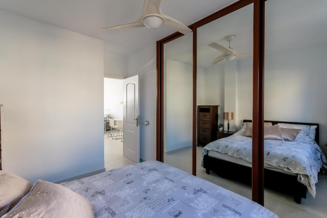 Golf View - Stunning Ocean View Golf Del Sur Apartament San Miguel de Abona